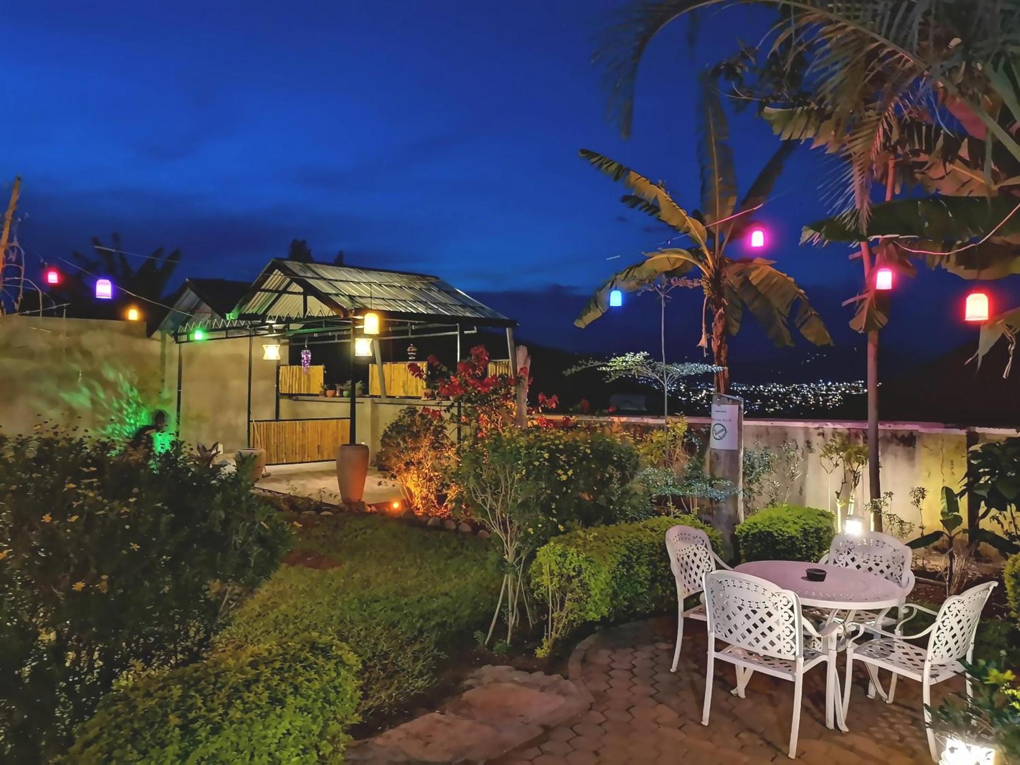 Yambi Guesthouse Kigali Ngoại thất bức ảnh