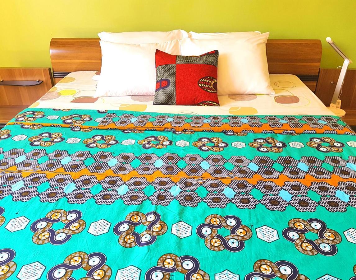 Yambi Guesthouse Kigali Ngoại thất bức ảnh
